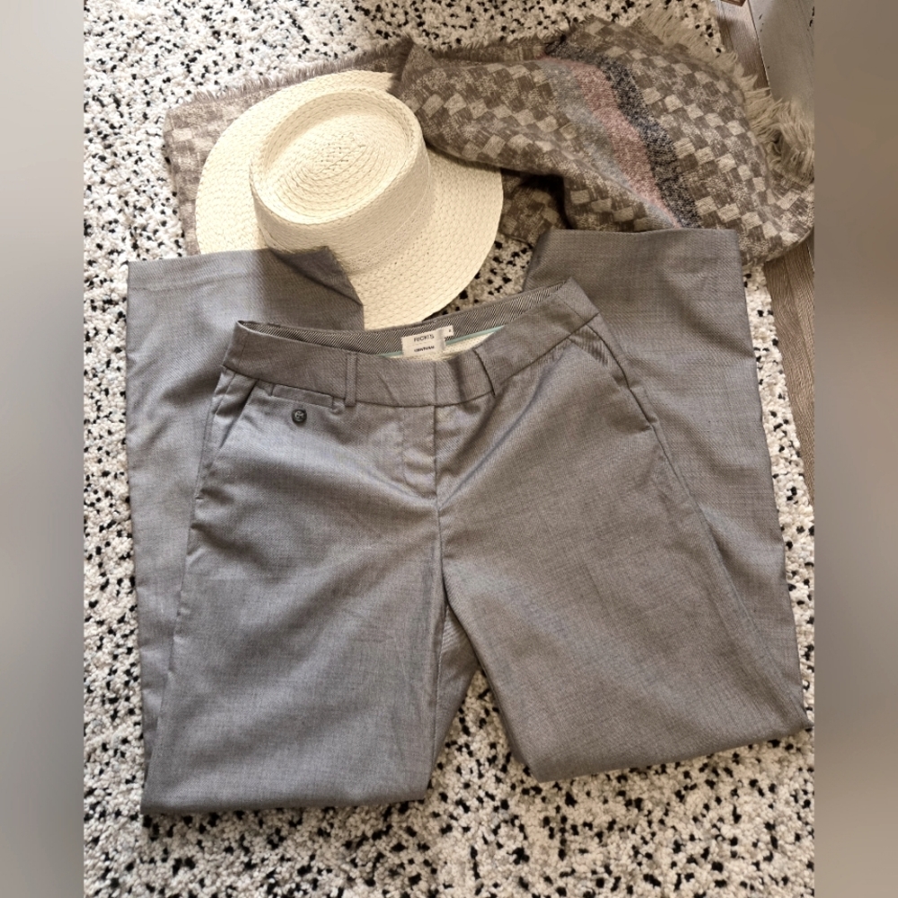 RICKI's grey dress pants. Size 8. Polyester & Rayon